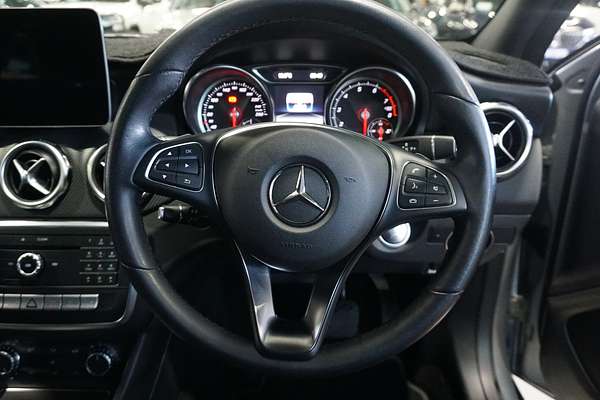 2019 Mercedes-Benz GLA-Class GLA180 Urban Edition X156