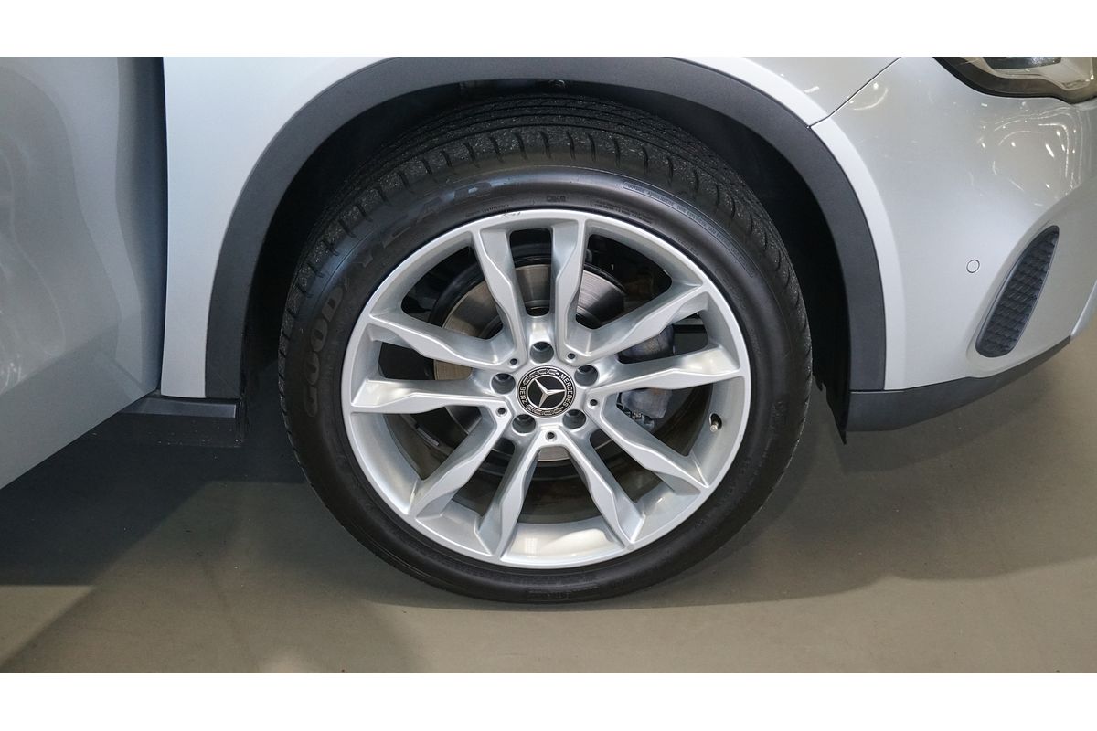 2019 Mercedes-Benz GLA-Class GLA180 Urban Edition X156