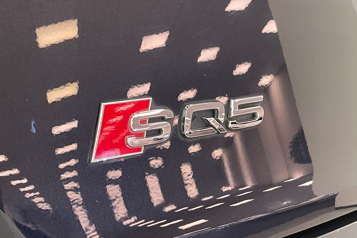 2019 Audi SQ5 FY