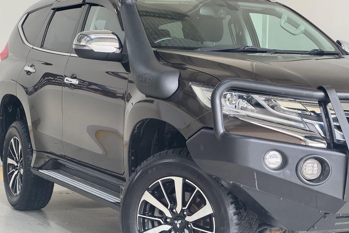 2016 Mitsubishi Pajero Sport GLS QE