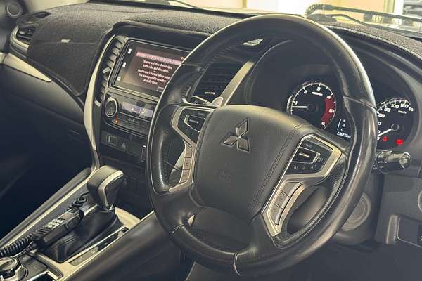 2016 Mitsubishi Pajero Sport GLS QE