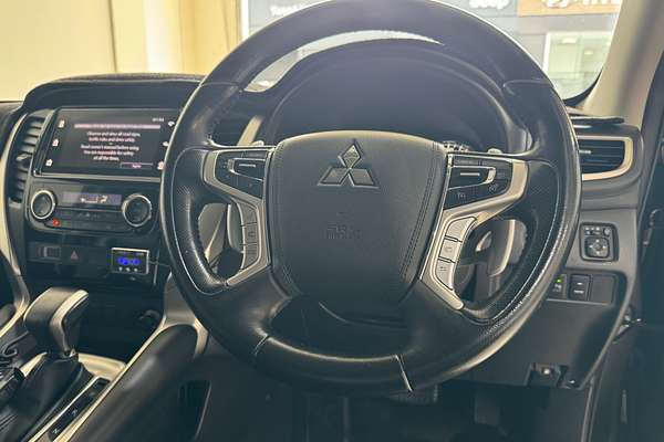 2016 Mitsubishi Pajero Sport GLS QE