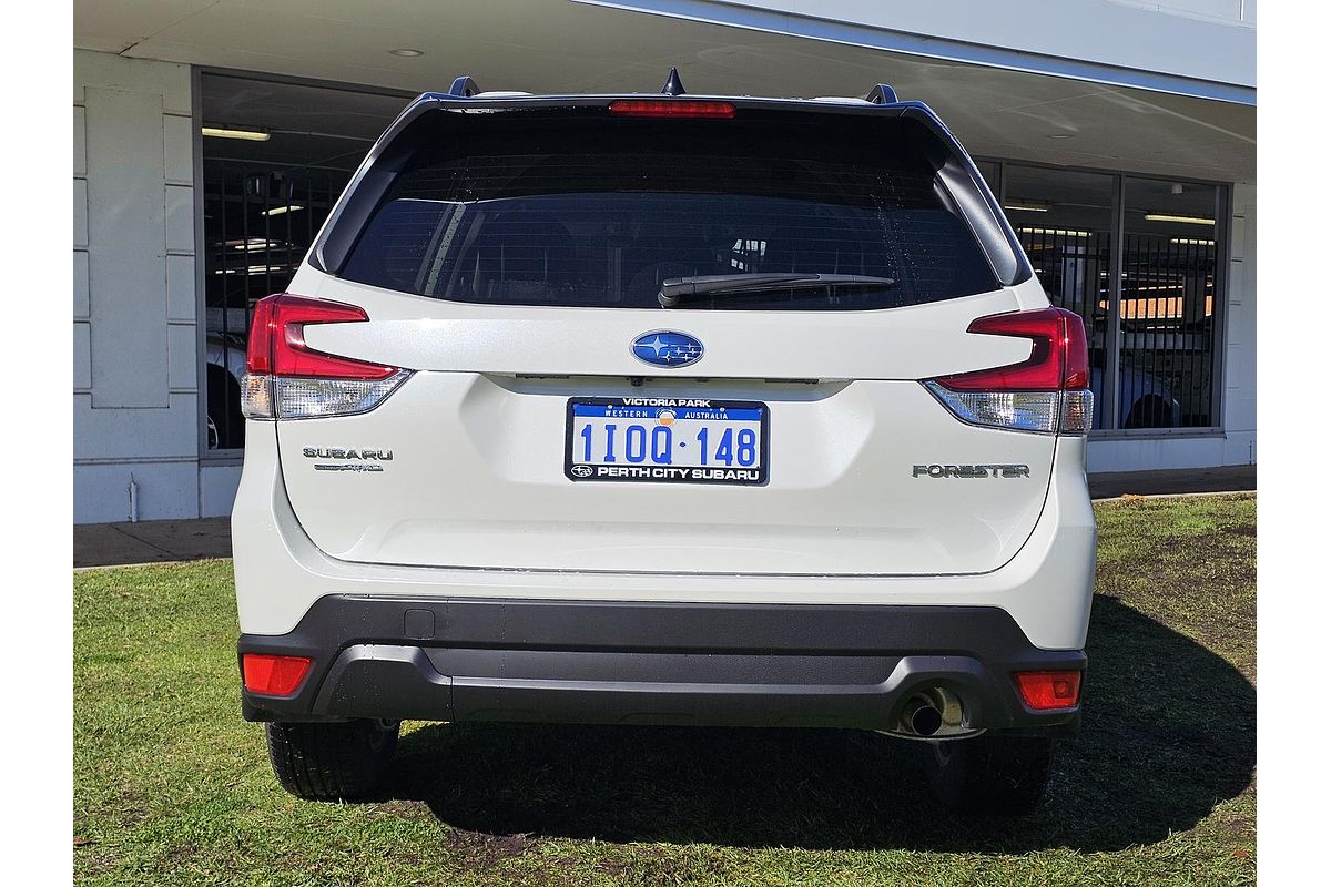 2025 Subaru Forester 2.5i Luxury Special Edition S5