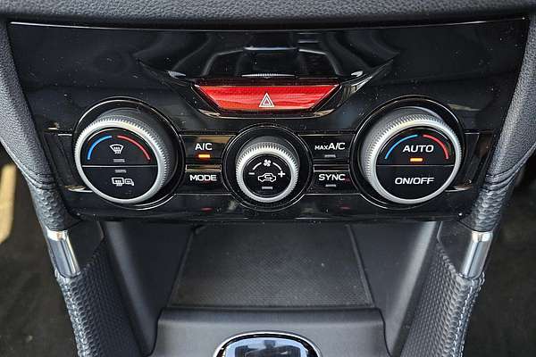 2025 Subaru Forester 2.5i Luxury Special Edition S5