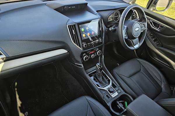 2025 Subaru Forester 2.5i Luxury Special Edition S5