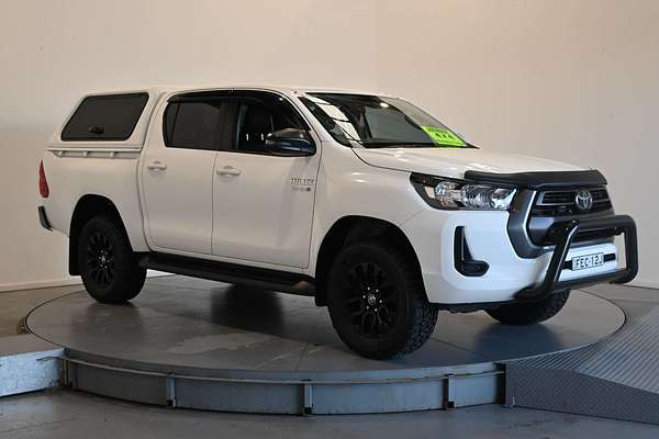 2023 Toyota Hilux SR GUN126R