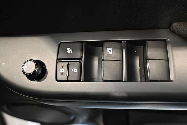 2023 Toyota Hilux SR GUN126R
