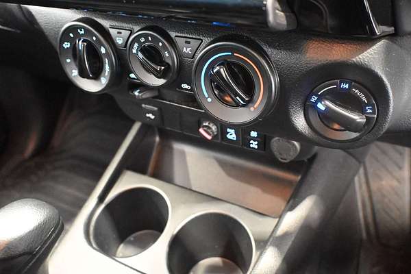 2023 Toyota Hilux SR GUN126R