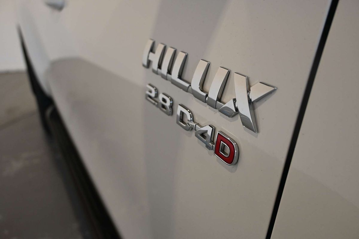 2023 Toyota Hilux SR GUN126R