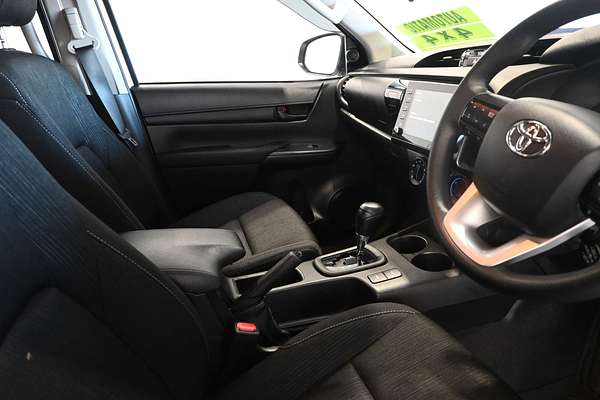 2023 Toyota Hilux SR GUN126R