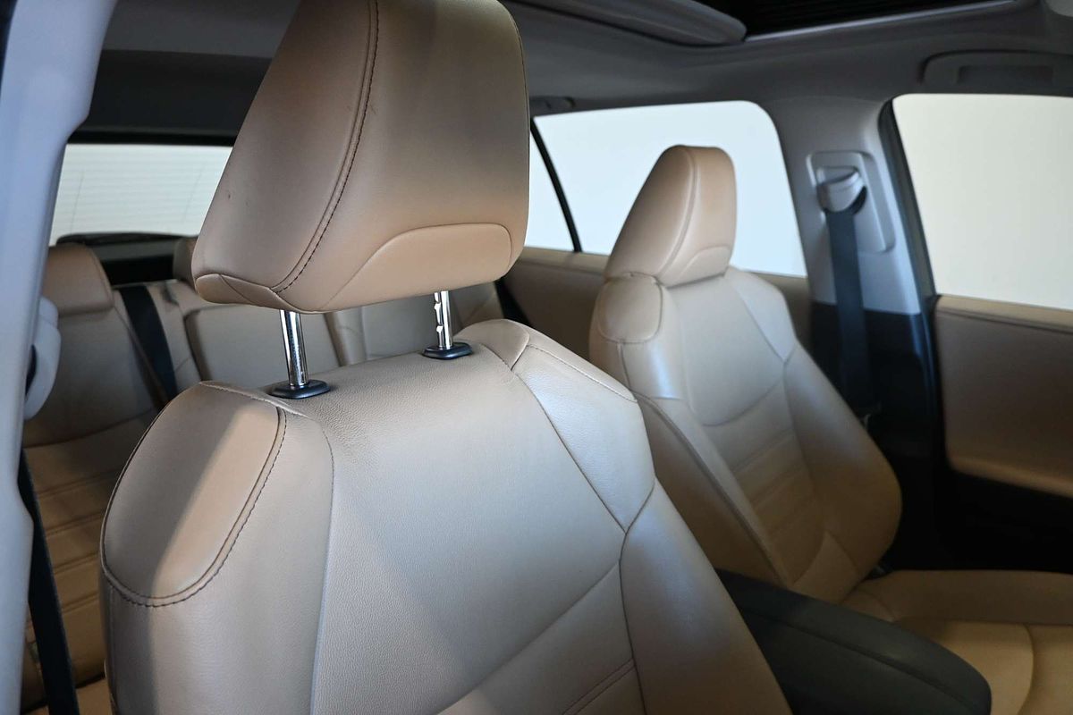 2021 Toyota RAV4 Cruiser AXAH54R