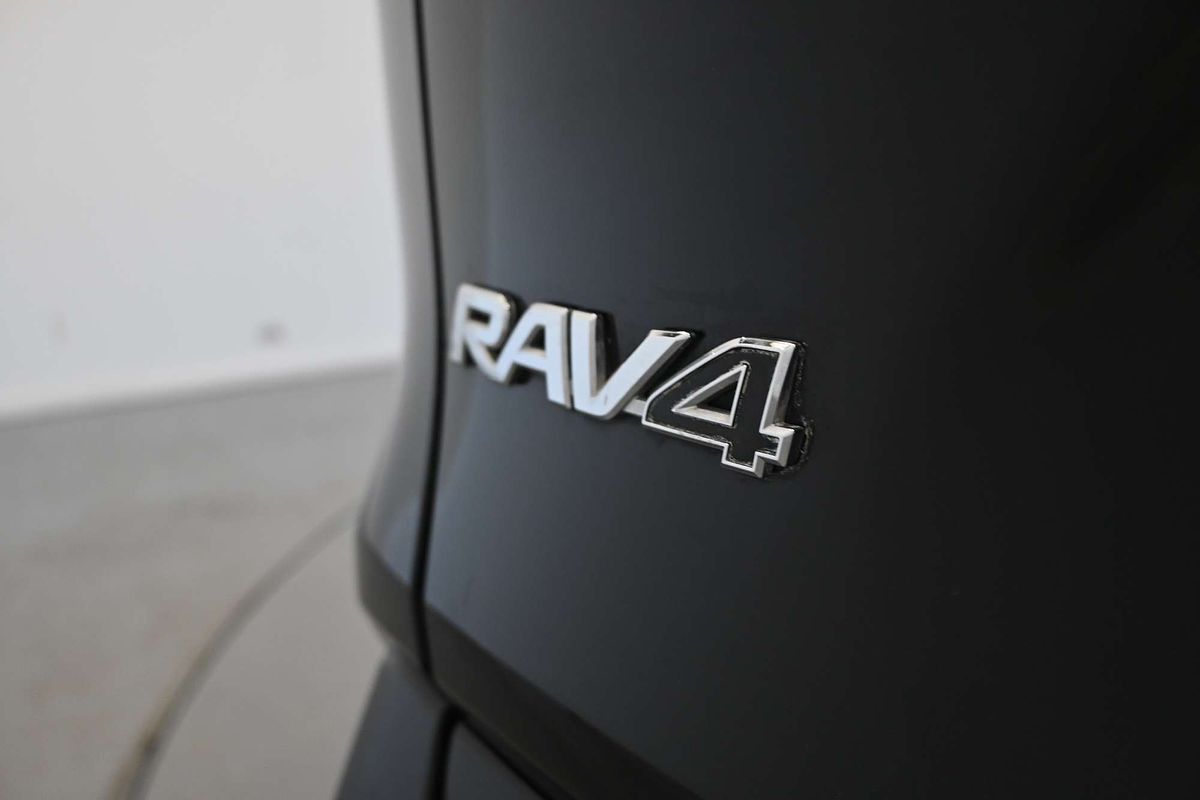 2021 Toyota RAV4 Cruiser AXAH54R