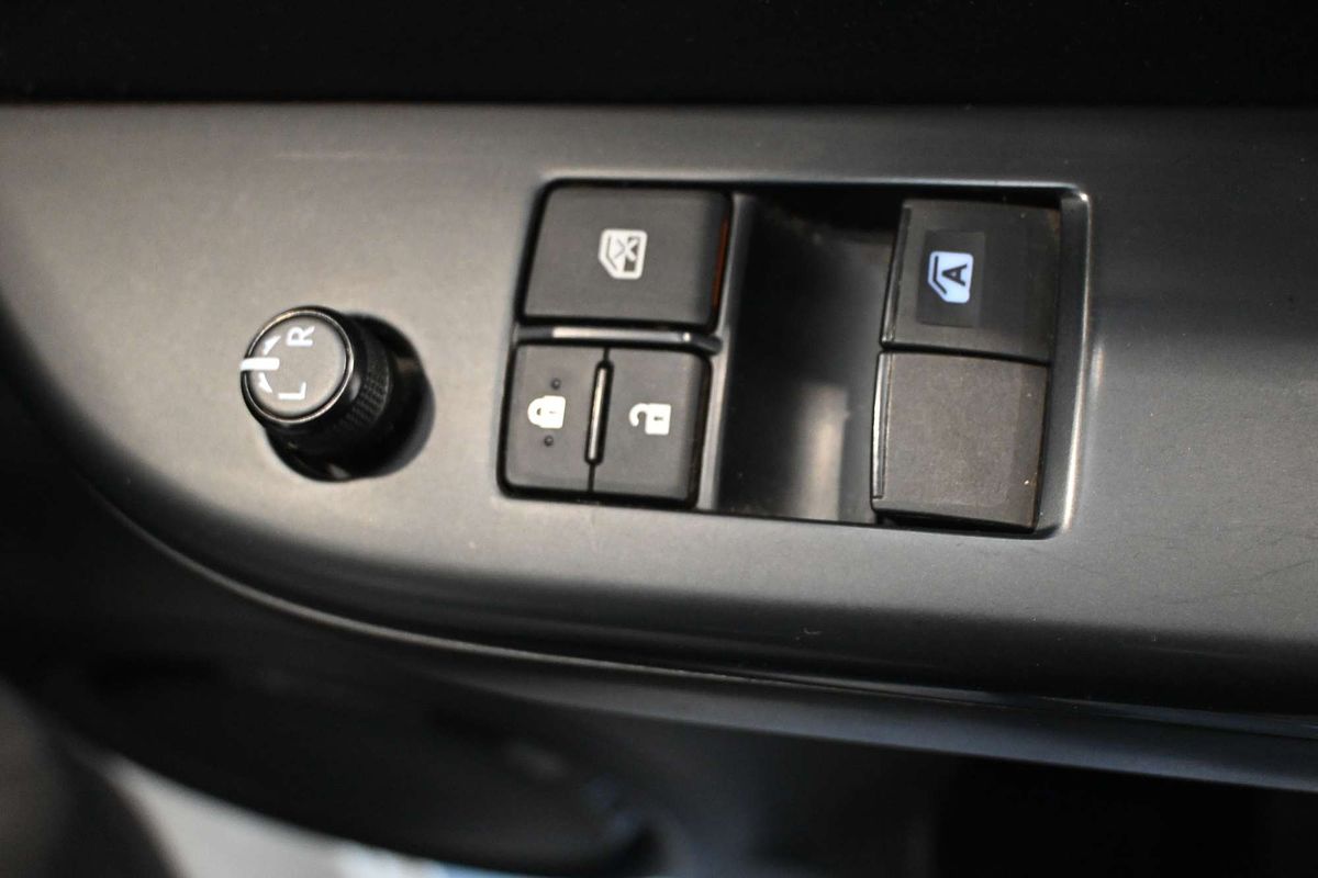 2022 Toyota Hilux Workmate TGN121R Rear Wheel Drive