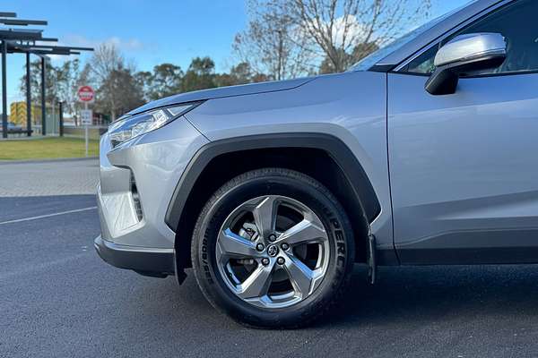 2019 Toyota RAV4 GXL MXAA52R