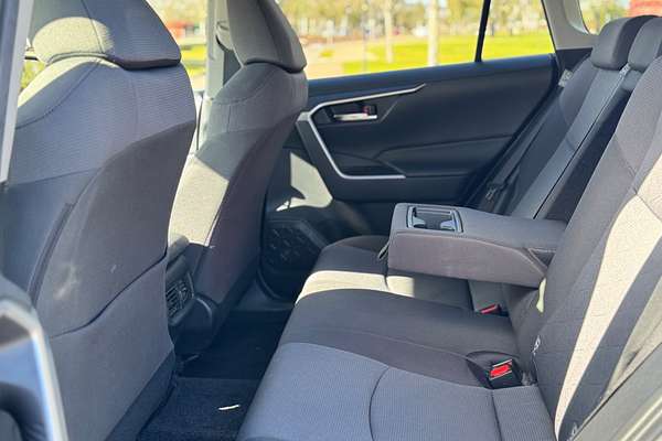 2019 Toyota RAV4 GXL MXAA52R