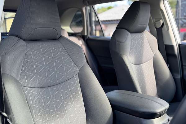 2019 Toyota RAV4 GXL MXAA52R