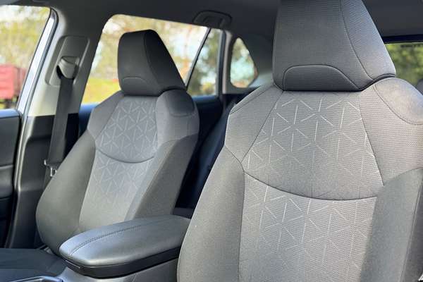 2019 Toyota RAV4 GXL MXAA52R