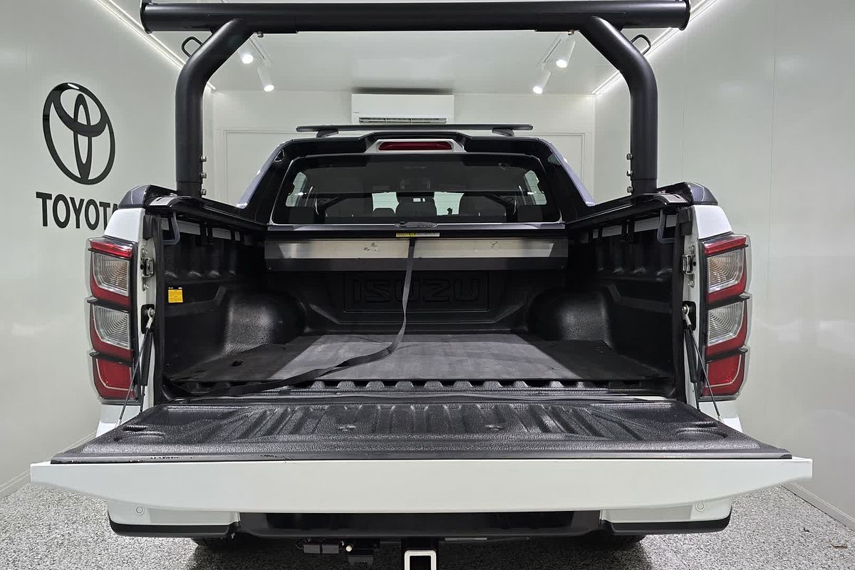 2024 Isuzu D-MAX X-TERRAIN 4X4