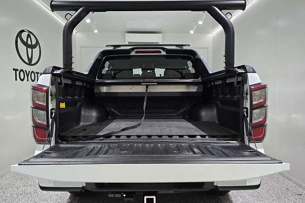 2024 Isuzu D-MAX X-TERRAIN 4X4