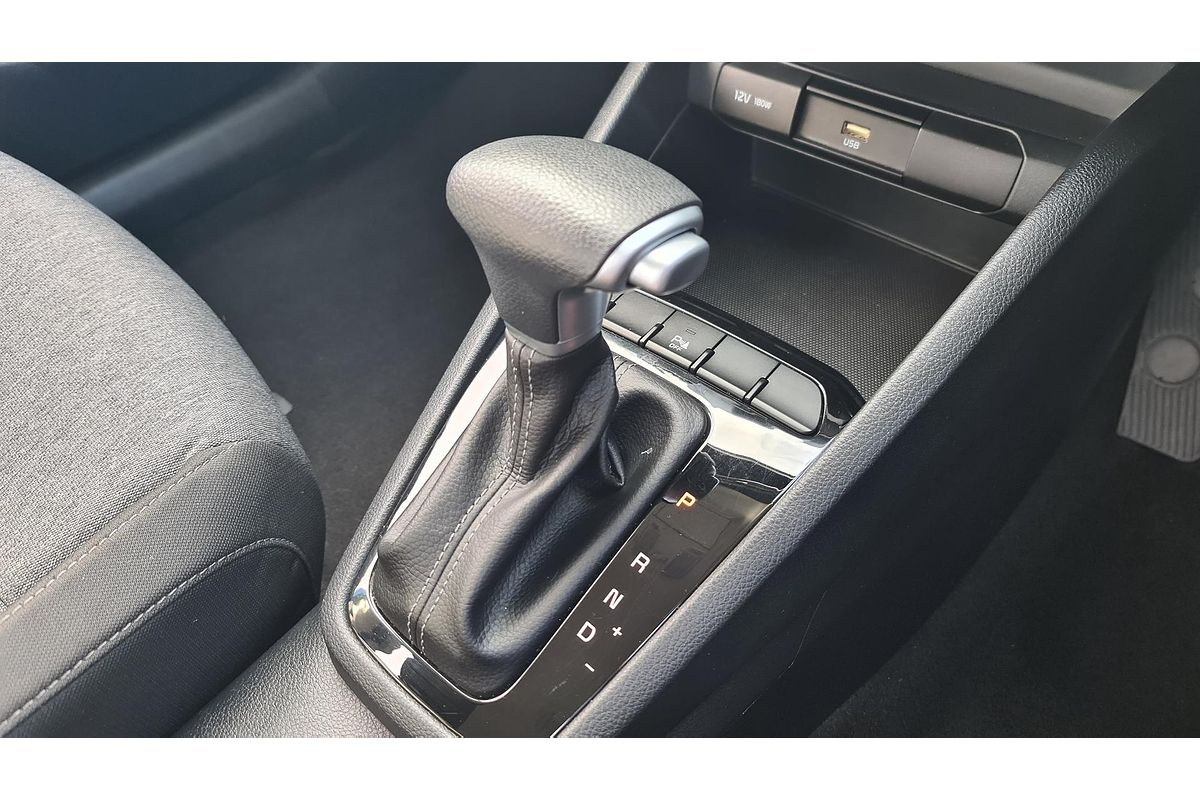 2023 Kia Stonic S YB