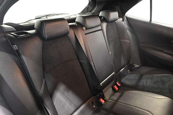 2019 Toyota Corolla ZR Hybrid ZWE211R