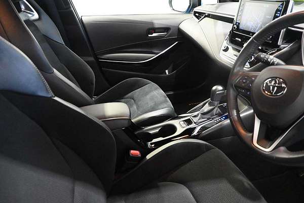 2019 Toyota Corolla ZR Hybrid ZWE211R