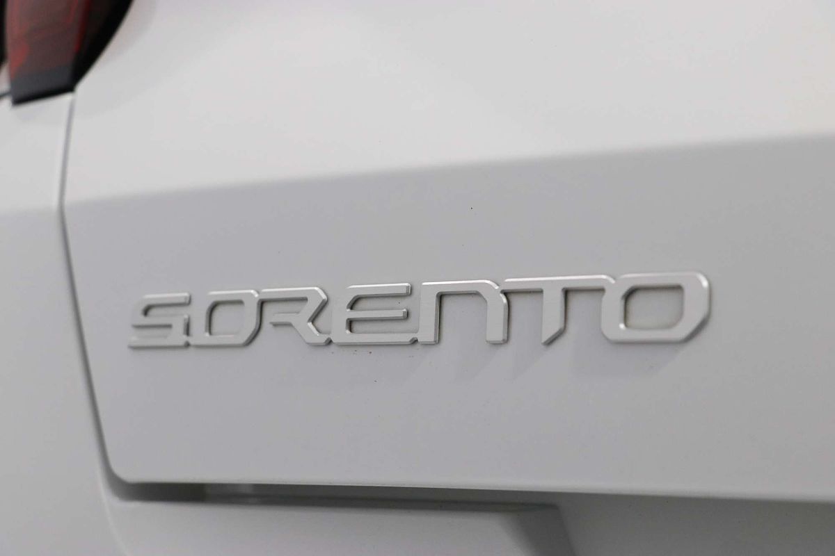 2023 Kia Sorento Sport MQ4