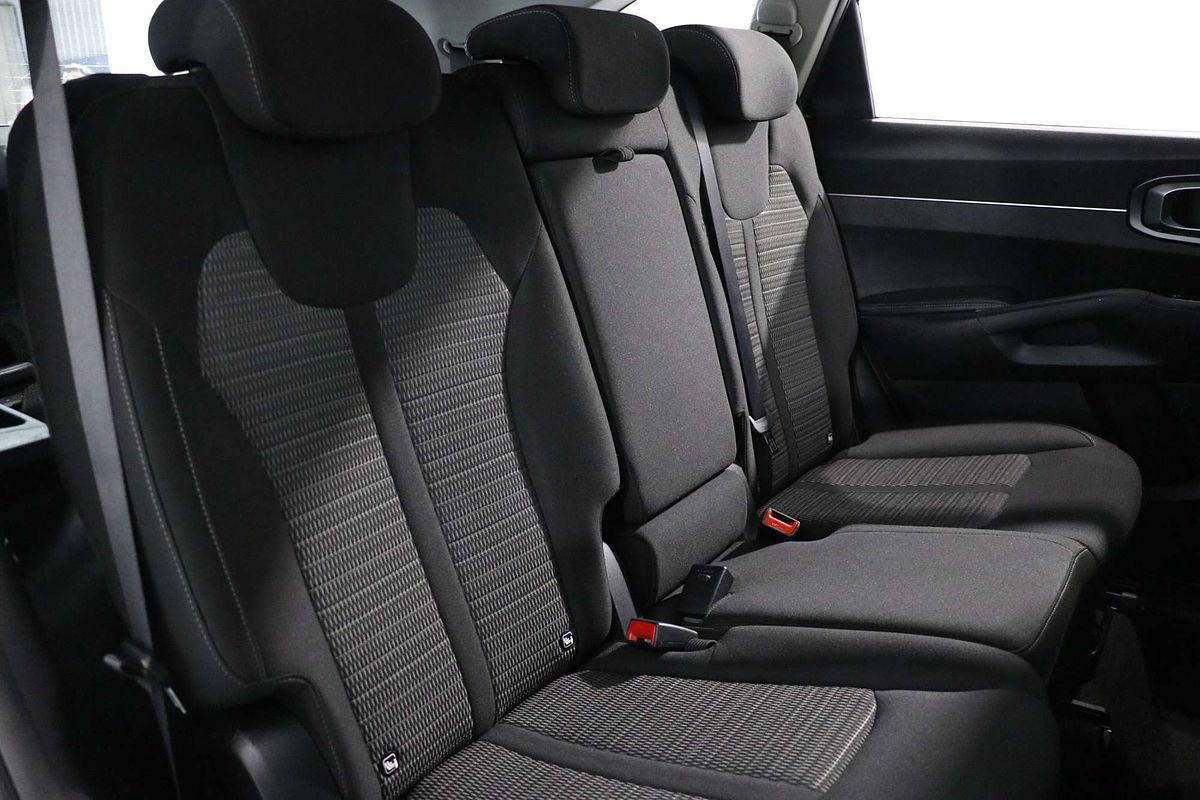 2023 Kia Sorento Sport MQ4