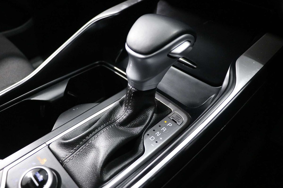 2023 Kia Sorento Sport MQ4