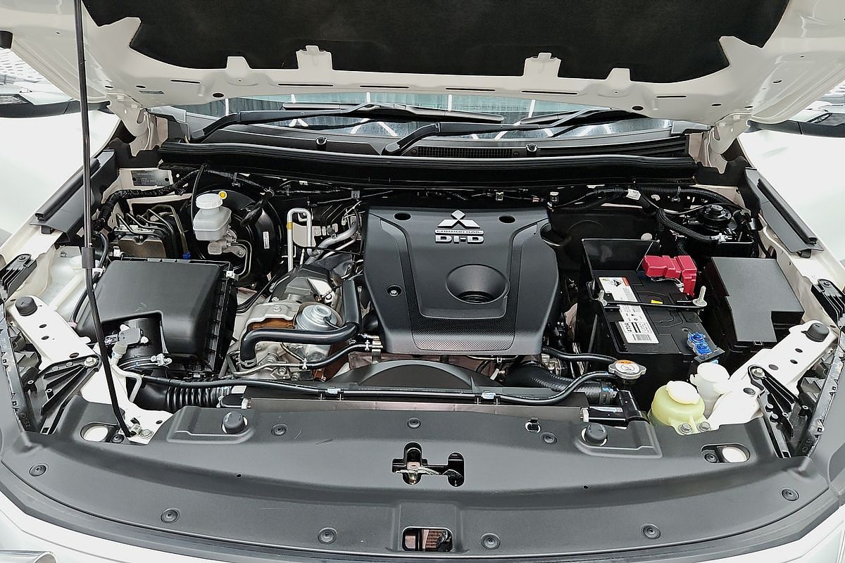 2021 Mitsubishi Pajero Sport GLX QF