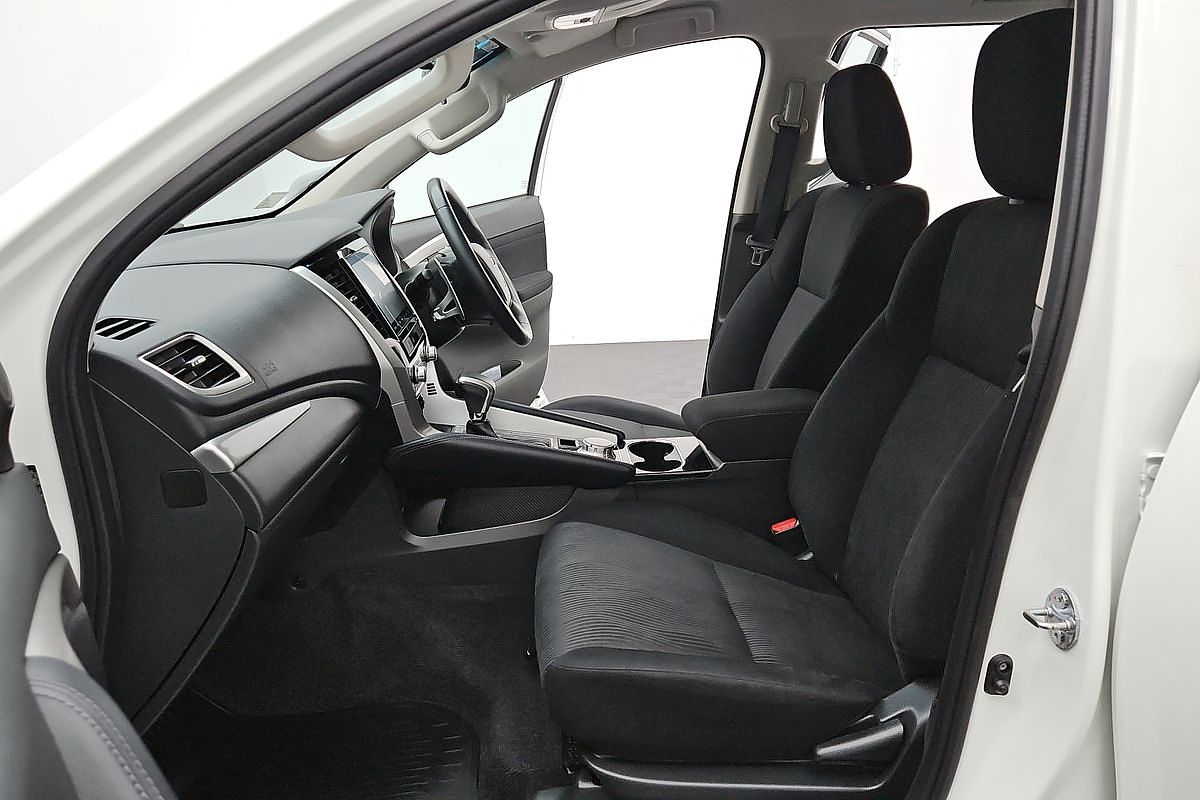2021 Mitsubishi Pajero Sport GLX QF