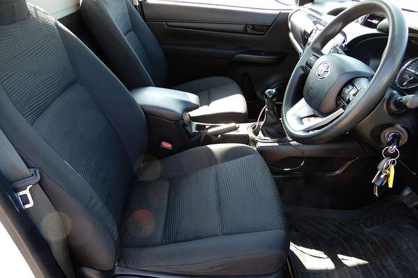 2021 Toyota Hilux SR GUN126R 4X4