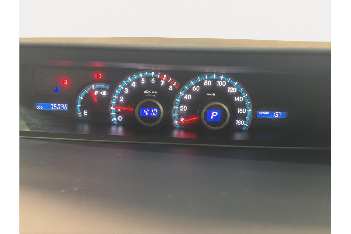 2011 Toyota NOAH WELCAB ZRR70