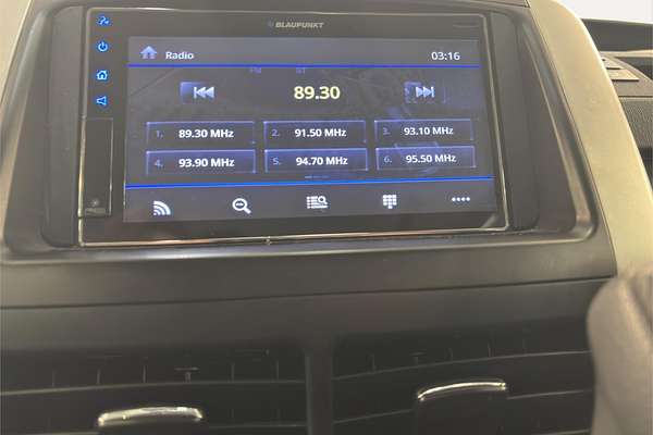 2011 Toyota NOAH WELCAB ZRR70