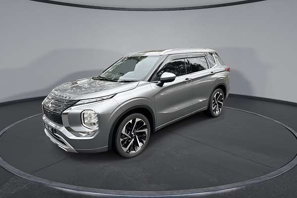 2022 Mitsubishi Outlander Exceed ZM
