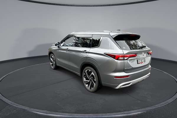 2022 Mitsubishi Outlander Exceed ZM