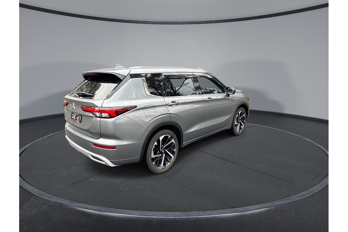 2022 Mitsubishi Outlander Exceed ZM