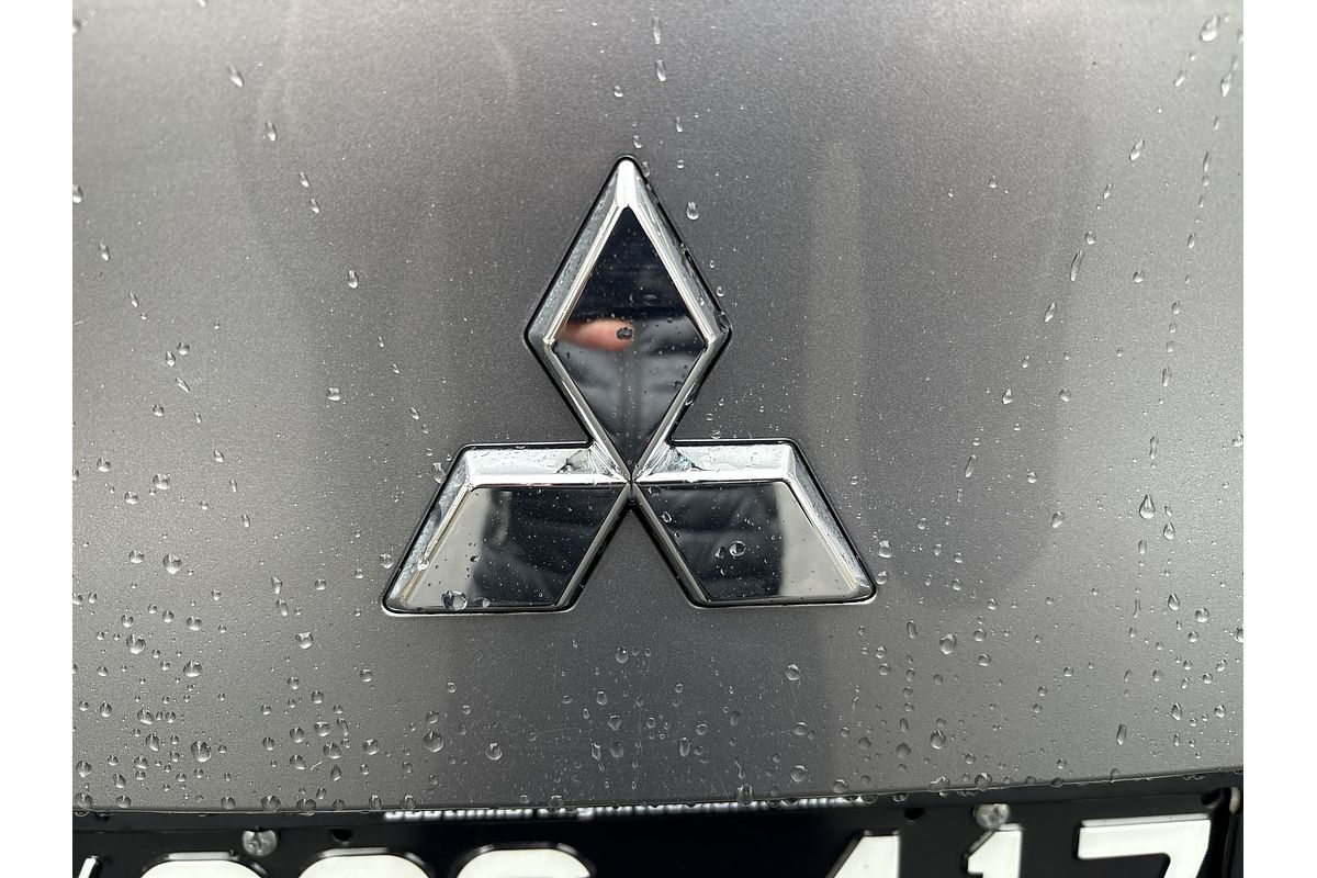 2022 Mitsubishi Outlander Exceed ZM