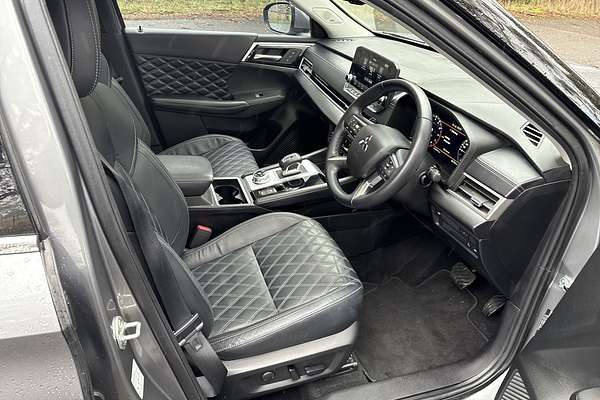 2022 Mitsubishi Outlander Exceed ZM