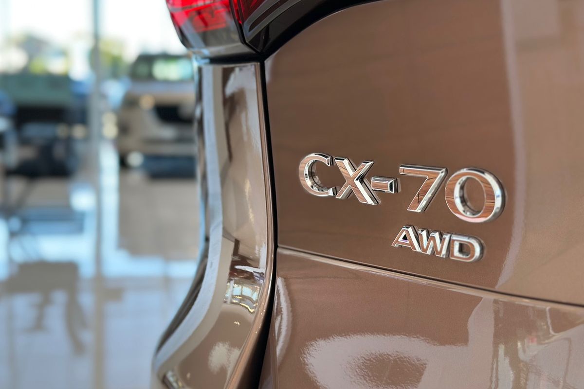 2025 Mazda CX-70 G50e GT KJ