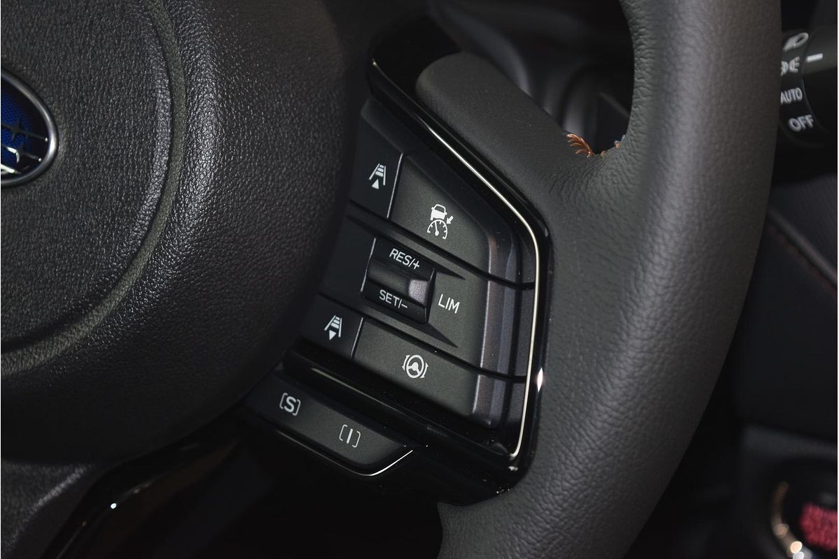 2025 Subaru Forester Hybrid Touring S6