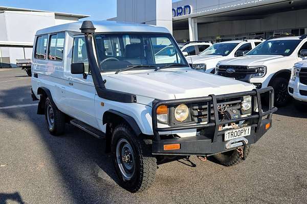 2006 Toyota Landcruiser Troopcarrier HZJ78R