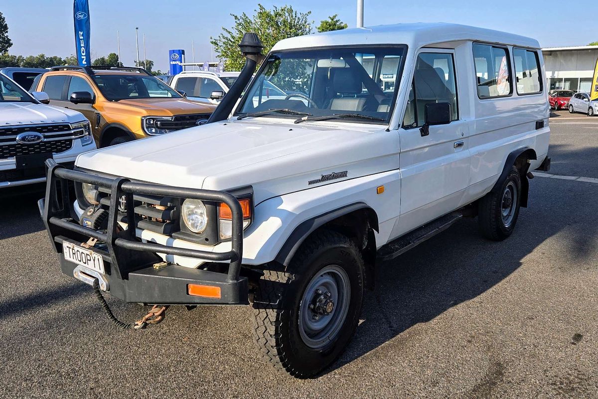 2006 Toyota Landcruiser Troopcarrier HZJ78R