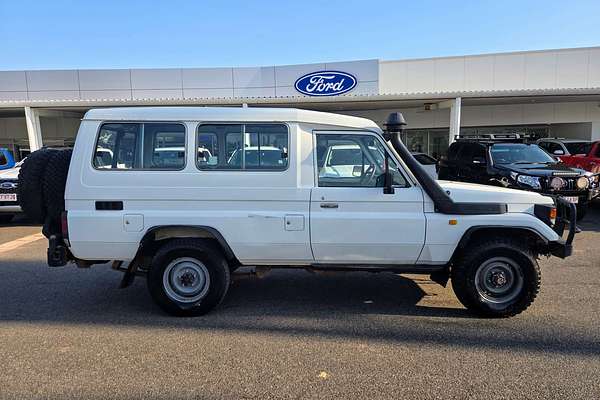 2006 Toyota Landcruiser Troopcarrier HZJ78R