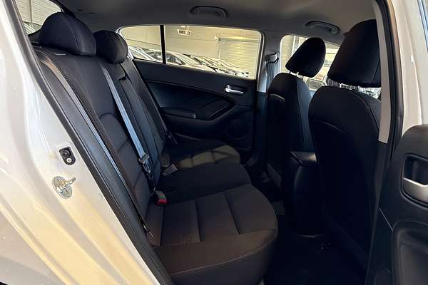 2018 Kia Cerato S YD