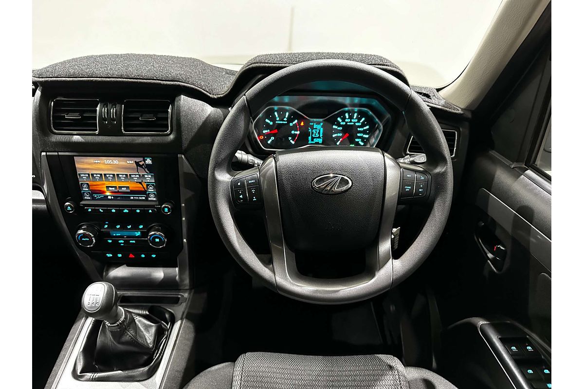 2021 Mahindra PIK-UP S10+ Black mHawk  4X4