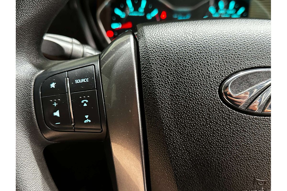 2021 Mahindra PIK-UP S10+ Black mHawk  4X4