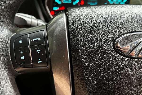 2021 Mahindra PIK-UP S10+ Black mHawk  4X4