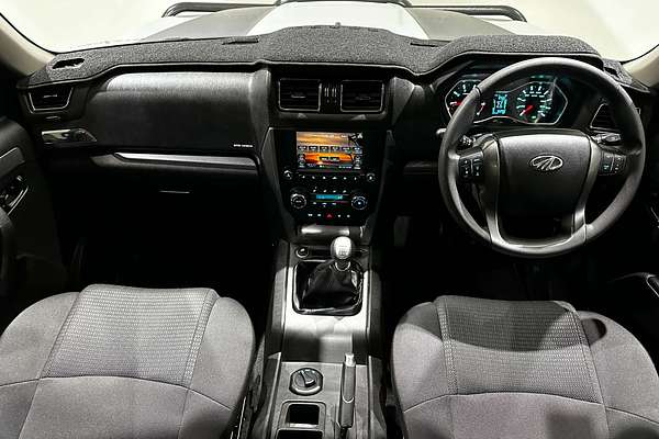 2021 Mahindra PIK-UP S10+ Black mHawk  4X4