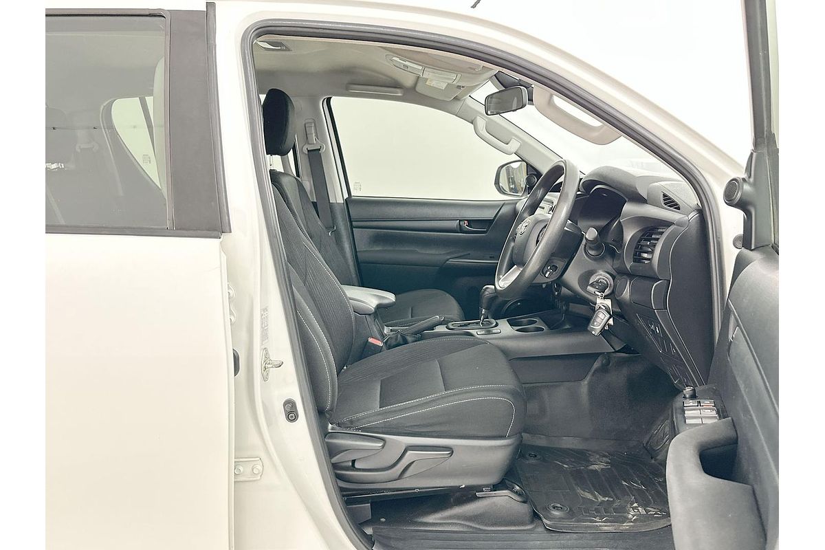 2020 Toyota Hilux SR GUN126R 4X4